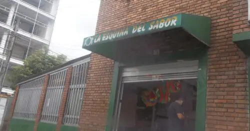 LA ESQUINA DEL SABOR CARRERA 75 25D CON 32 LA ESQUINA DEL SABOR CARRERA 75 25D CON 32